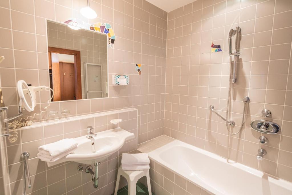 Koupelna v ubytování Hotel Eitljörg