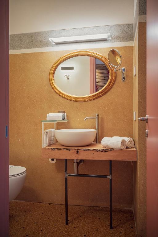 Cinqueteste Luxury Home - 12