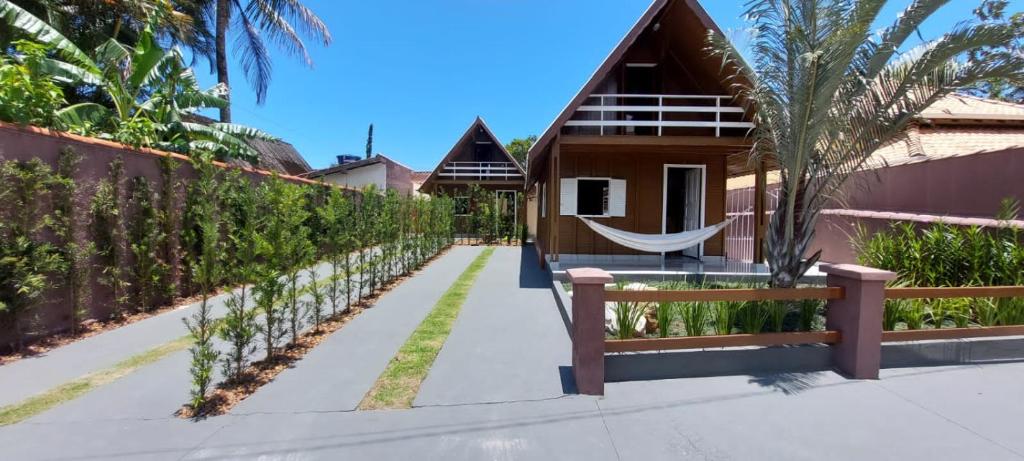 Casa na praia com piscina em condomínio frente praia, Caraguatatuba ...