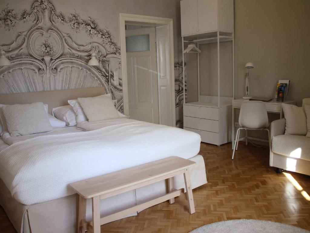 Apartment Gemütliche Wohnung in Geidorf mit Garten- Grazer Dom in der Nähe by Interhome