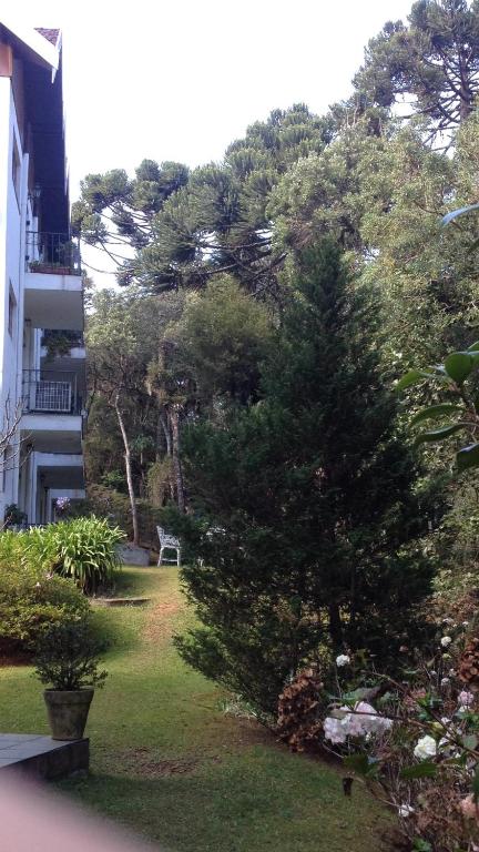  Apartamento em Condomínio Campos do Jordão