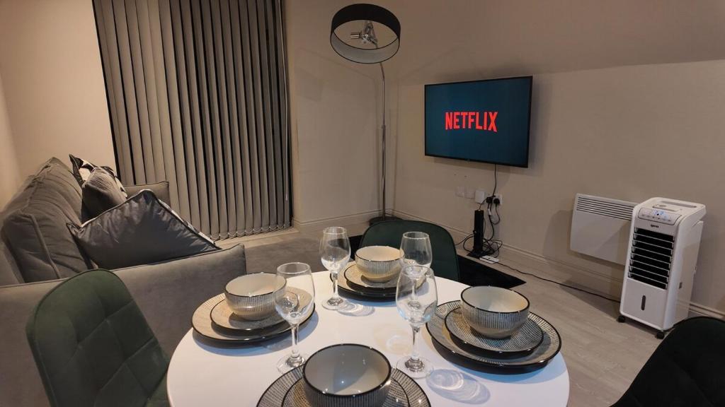 Central Leeds Comfy Apartment By The Arena 7