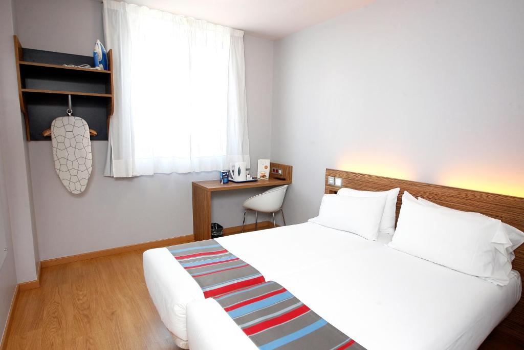 Travelodge Valencia Aeropuerto, Manises – Precios ...