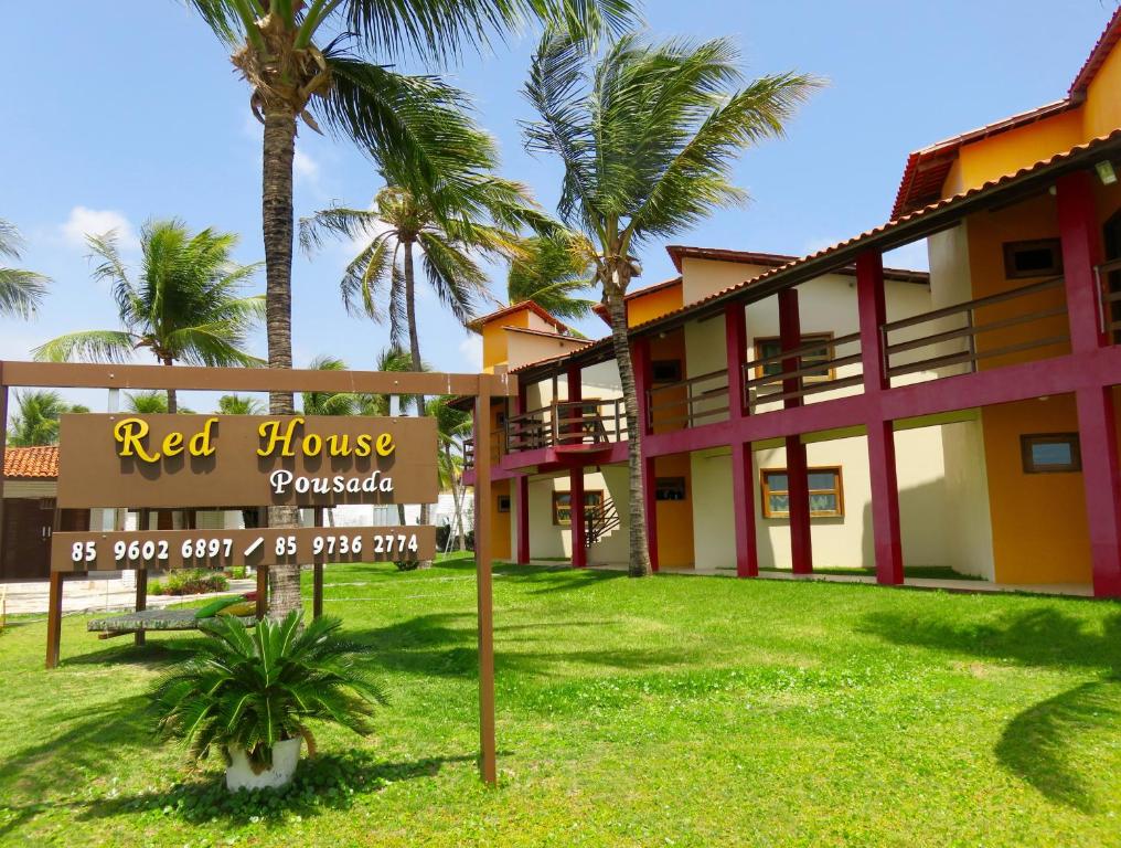  Red House Pousada
