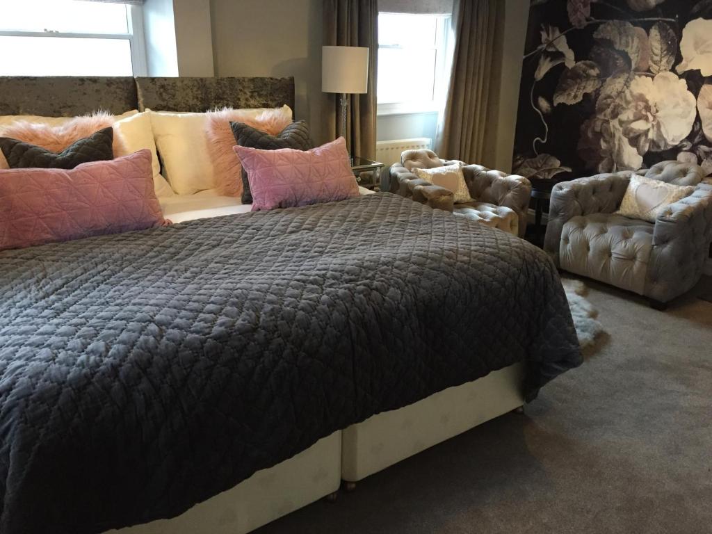 The Town House BnB - Quarto Superior Com Cama King-size