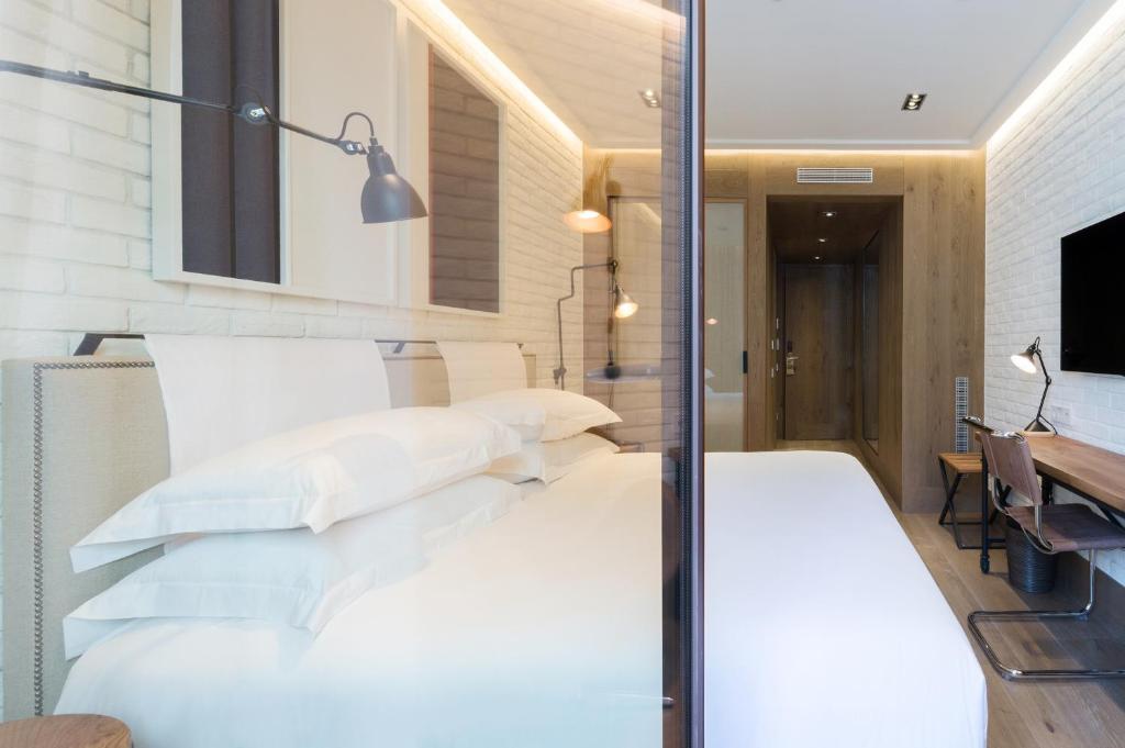 The Corner Hotel - Resim 37