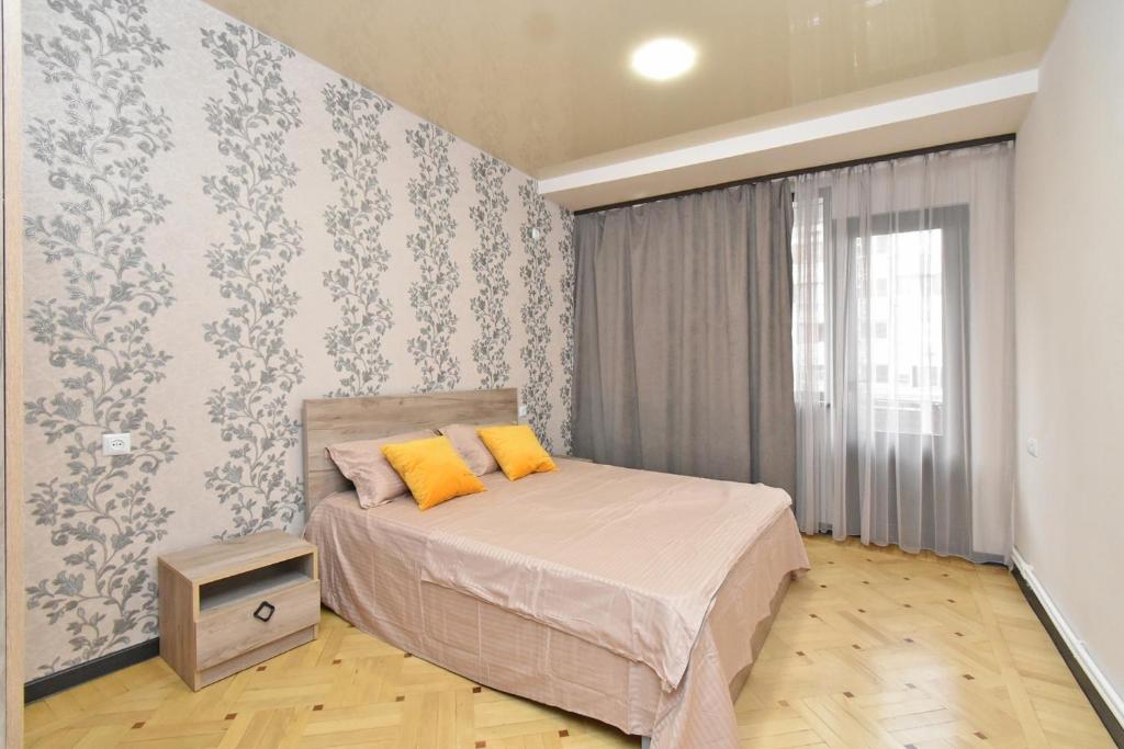 Apartment in the center of Yerevan - 