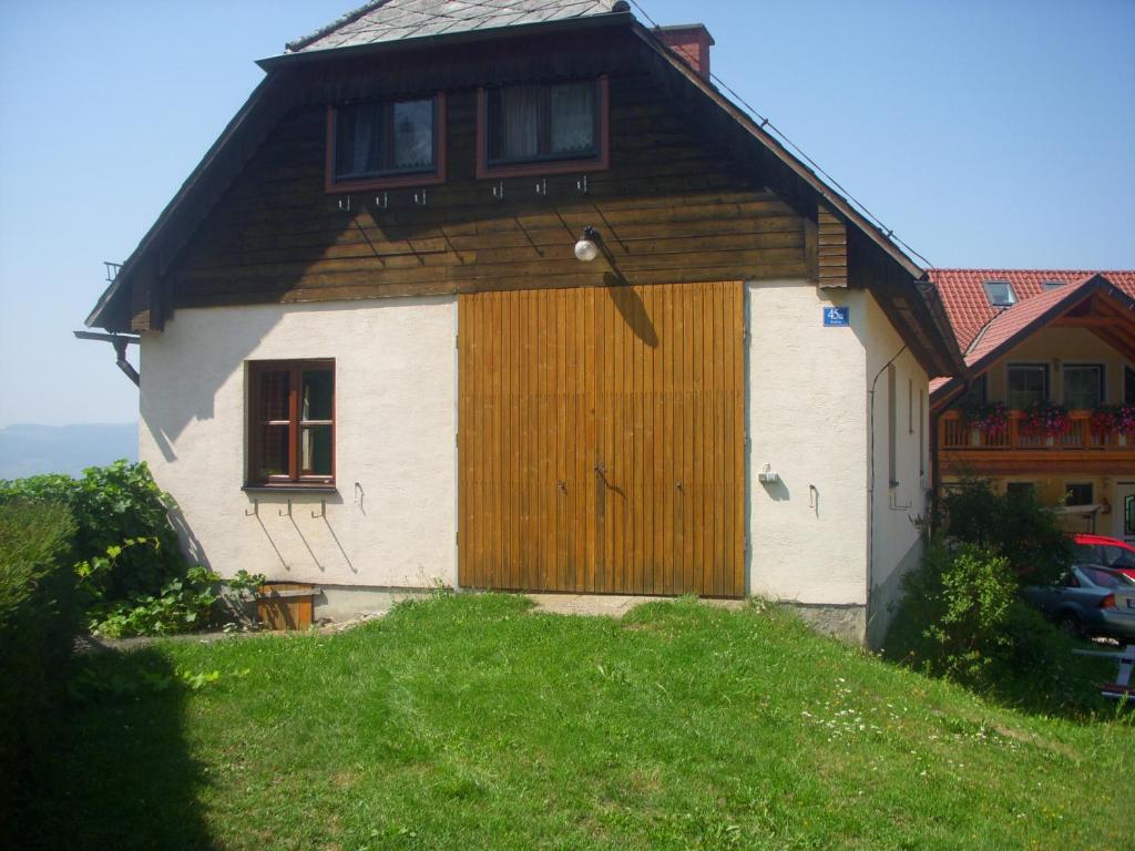 The building in which Az apartmant is located