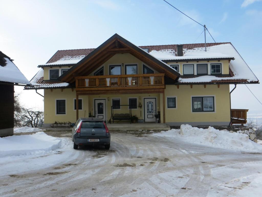 The building in which Az apartmant is located