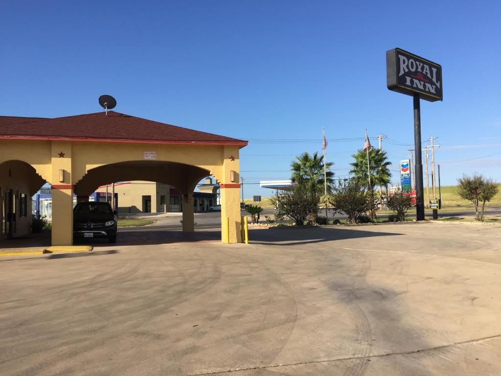 Foto dalla galleria di Royal Inn Pearsall a Pearsall