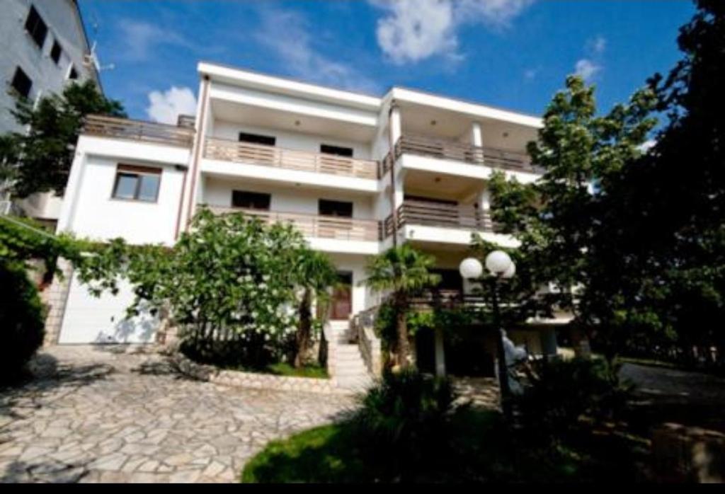 Vila Nada 45