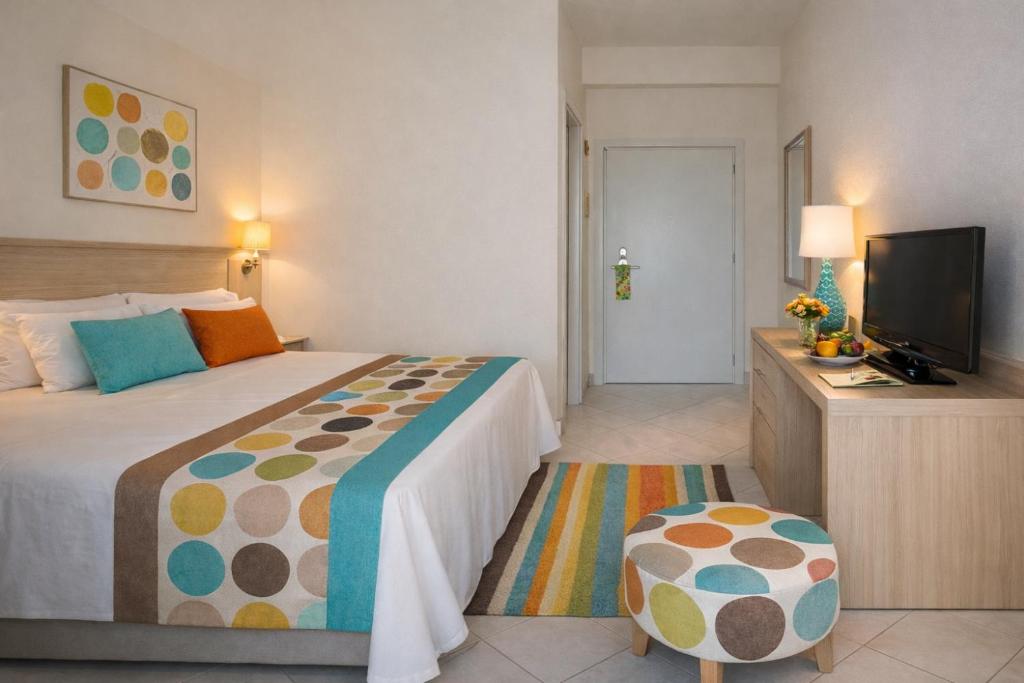 HOTEL TRIONFAL - Fronte Mare - Vicinissimi al Centro - Double Room With Beach Package