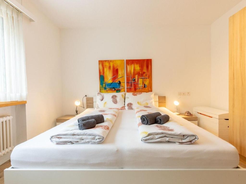 Apartment Chasa Vista Lischana by Interhome
