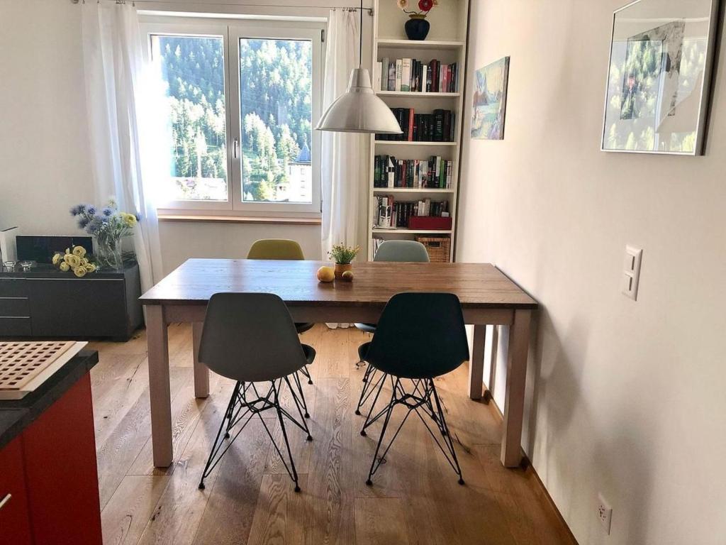 Apartment Chesa Melchior by Interhome