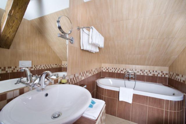 Chateau Zbiroh - Salle Double Ou Jumelle Standard
