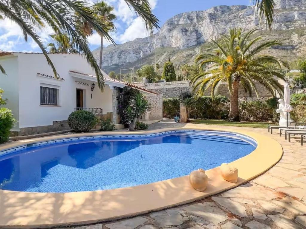Holiday Home Bezaubernde Villa by Interhome