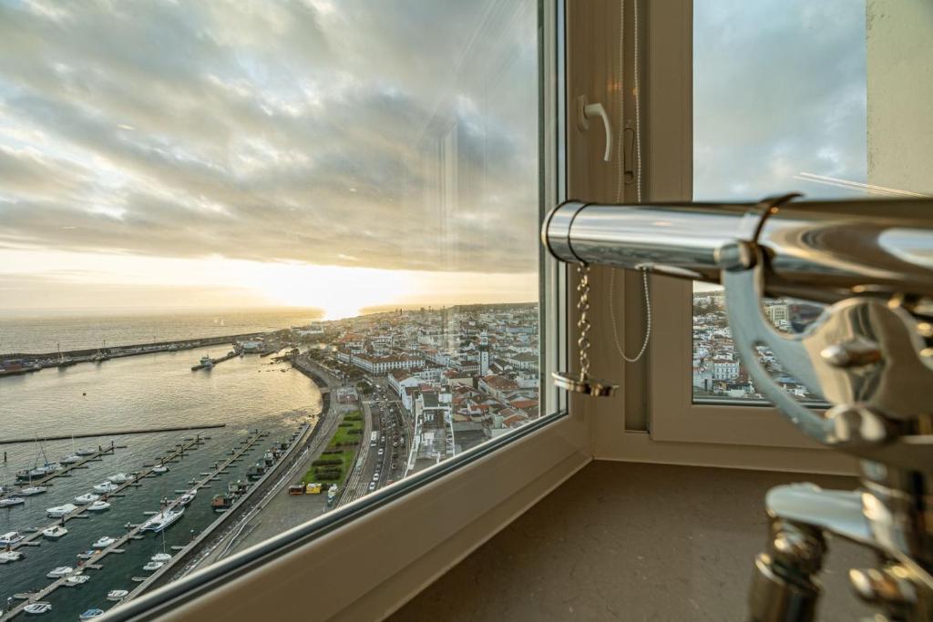Highest Vacation Home in Azores-Deluxe Penthouse