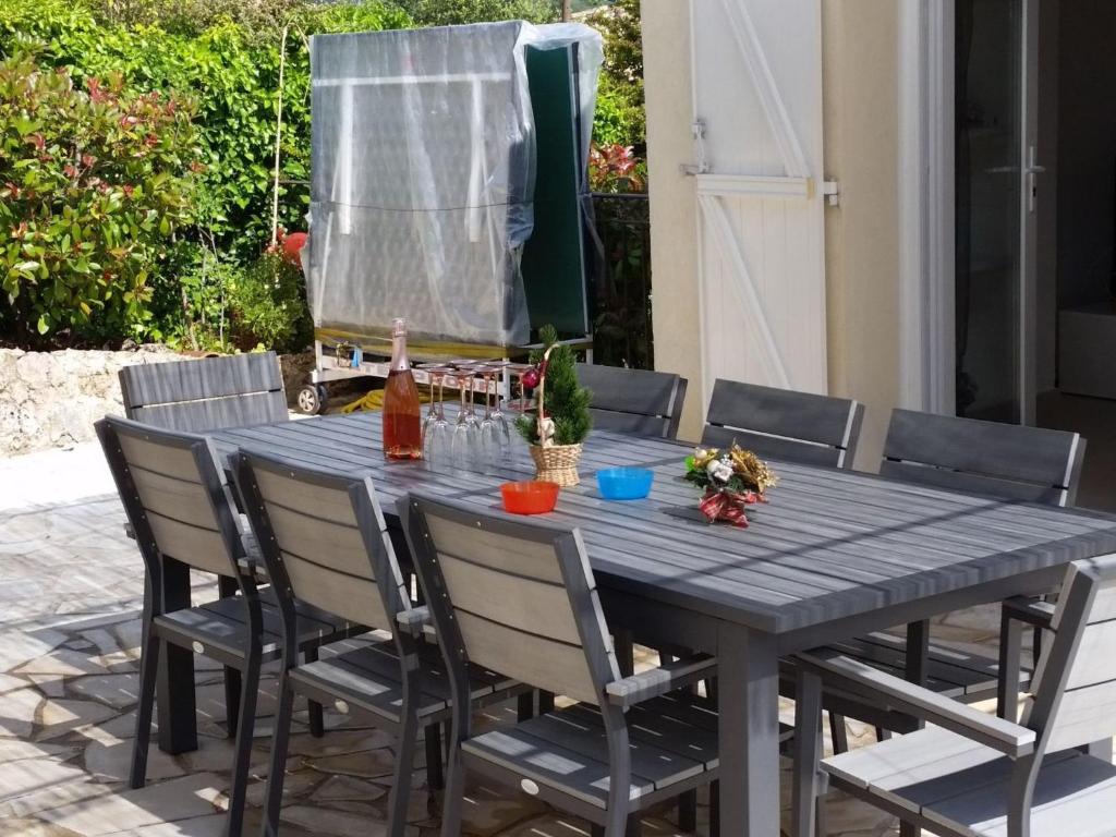 Holiday Home Die Sonne der Côte d'Azur by Interhome