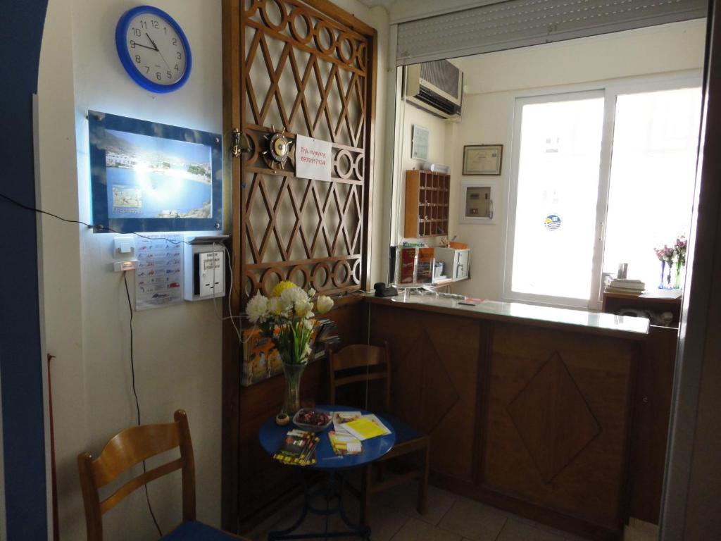 Kuchnia lub aneks kuchenny w obiekcie Apergis Rooms