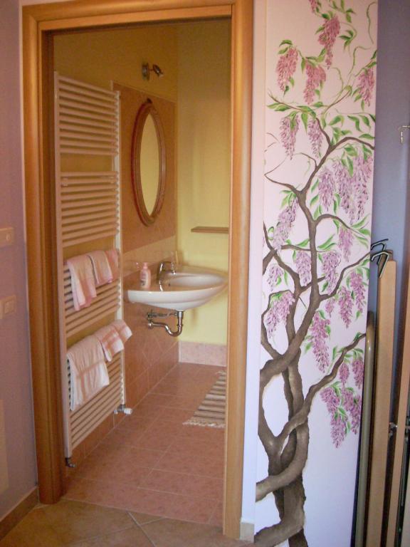 A bathroom at Agriturismo Dondino