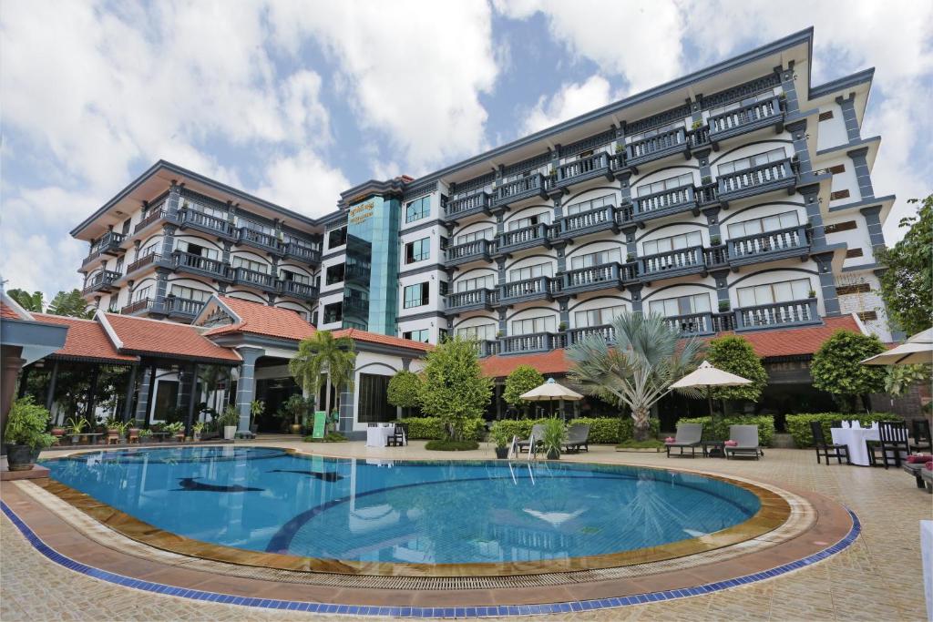 Bazén v ubytování Lucky Angkor Hotel & Spa nebo v jeho okolí