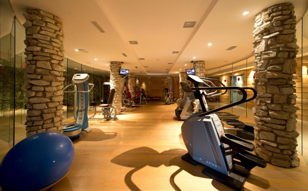 Fitness centrum a/nebo fitness zařízení v ubytování Hotel la Torre