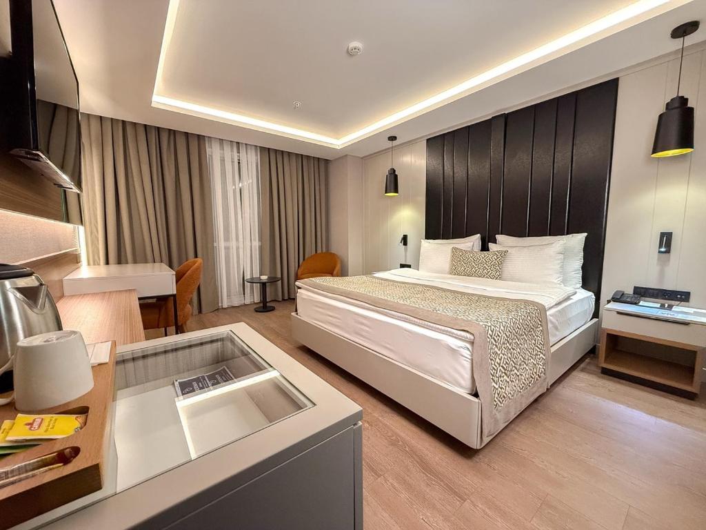 Dedeman Adana - Superior King Room