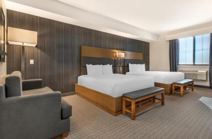 AKM and Ekm Hotel Baku در باکو