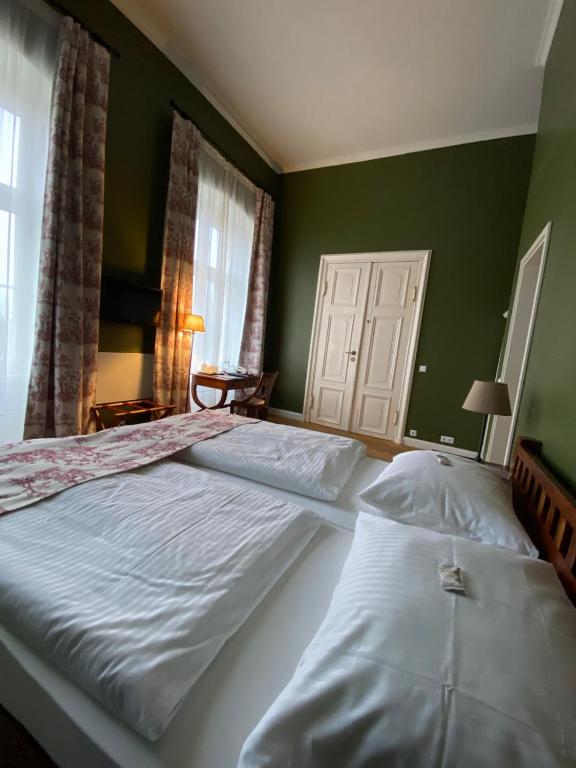 Schlosshotel Ziethen - Standard Double Room