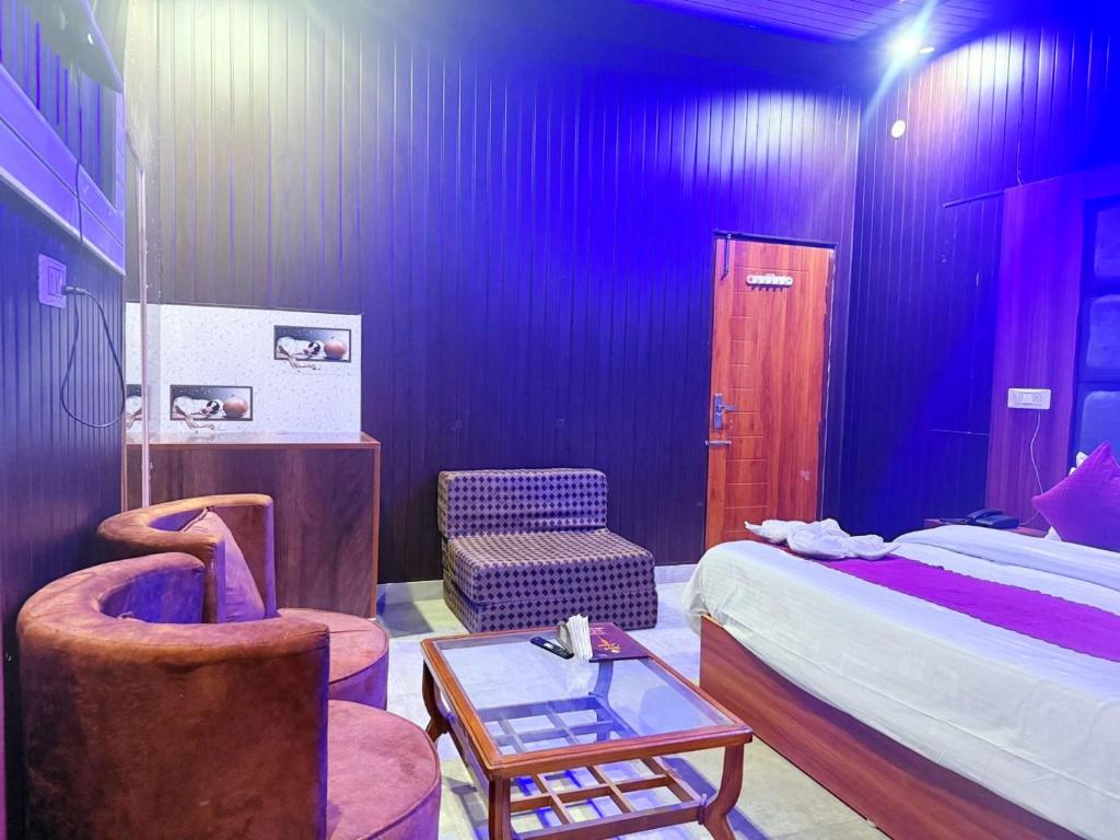 Gallery image of The Hotel Moon in Pāonta Sāhib