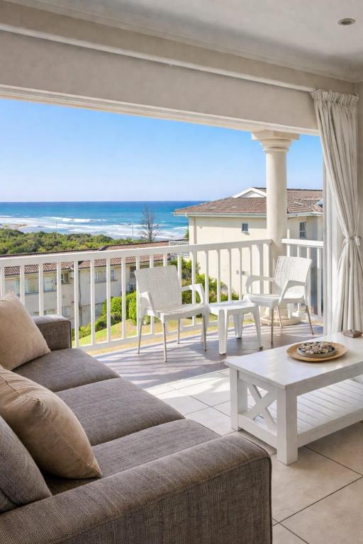 Hello Holiday at 4 Boboyi Mangrove Beach Estate - Housity