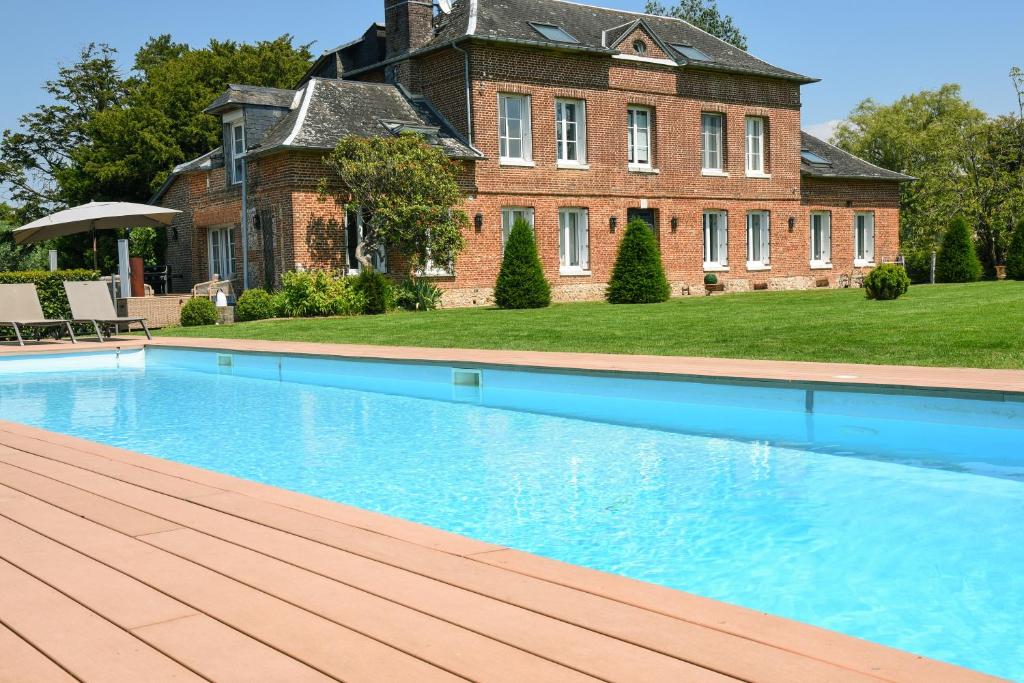 Gite & Chambre d'hotes ClosSaintJoseph - Jacuzzi, Sauna & Piscine ext chauffée - Housity