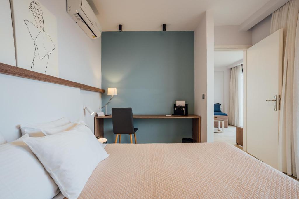 Aphrodite Beach - 16