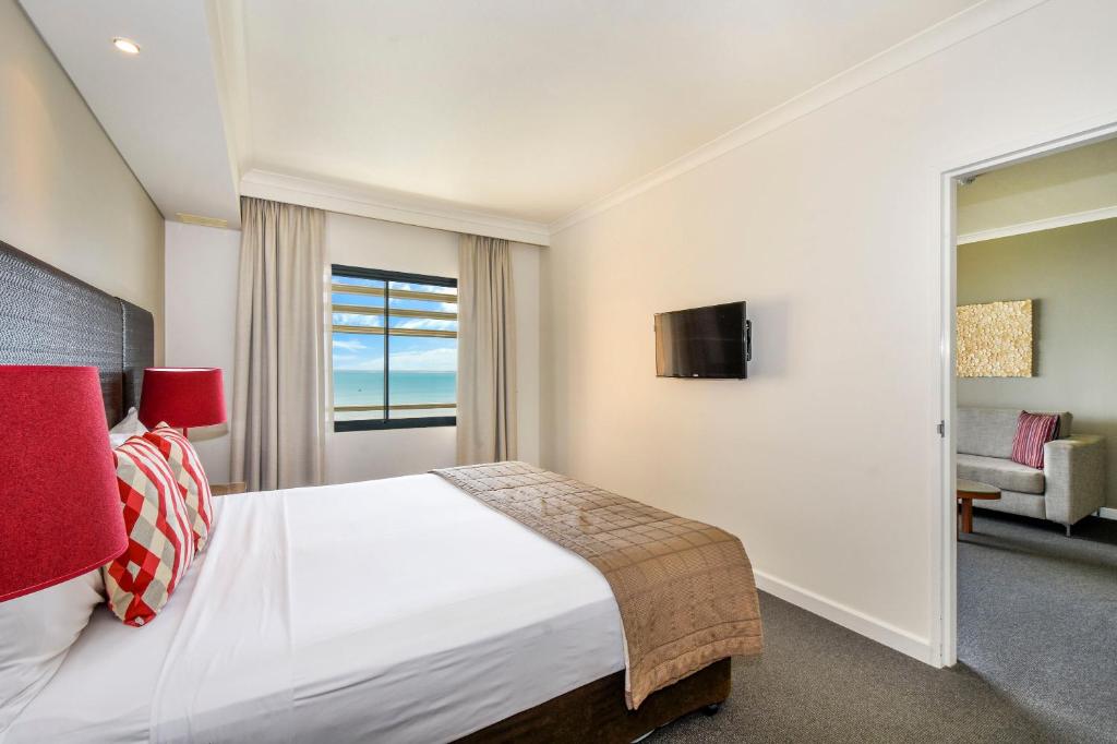 Mantra on The Esplanade - Resim 33