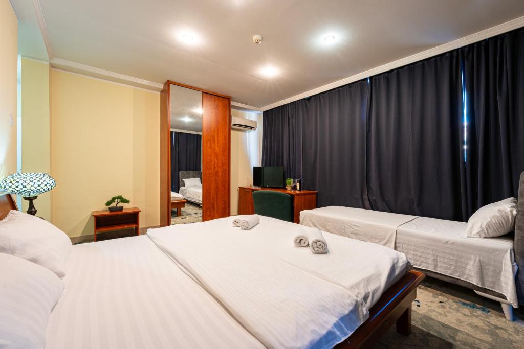 Hotel Bojatours - Triple Room With Balcony