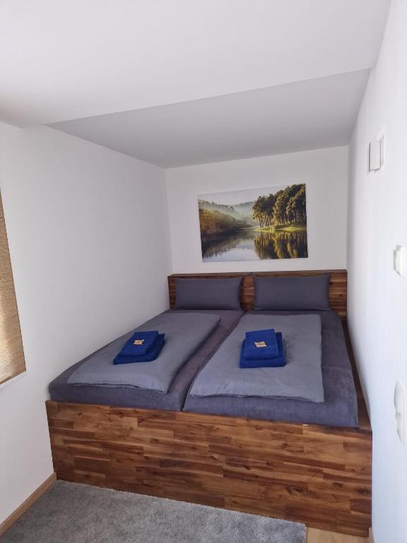 Großzügige Ferienwohnung in Stadtilm, WLAN, Küche und Bad