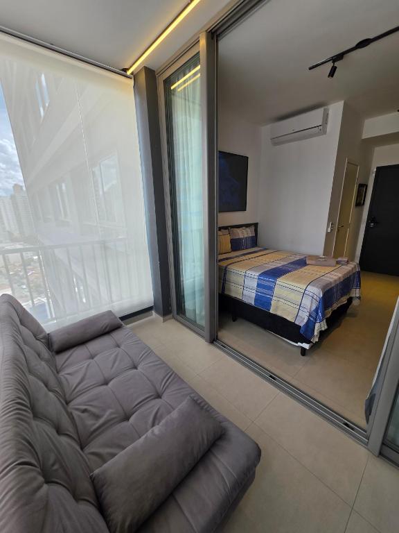 Studio 16th floor air conditioning 100m Allianz with rotating garage