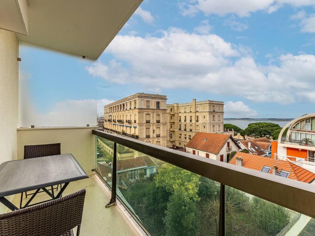 Appartement T3 spacieux avec parking, balcons, à 20m de la plage d'Arcachon