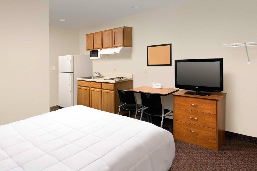 WoodSpring Suites San Antonio North Live Oak I-35 - Habitación Estándar Con Cama Grande - Fumadores