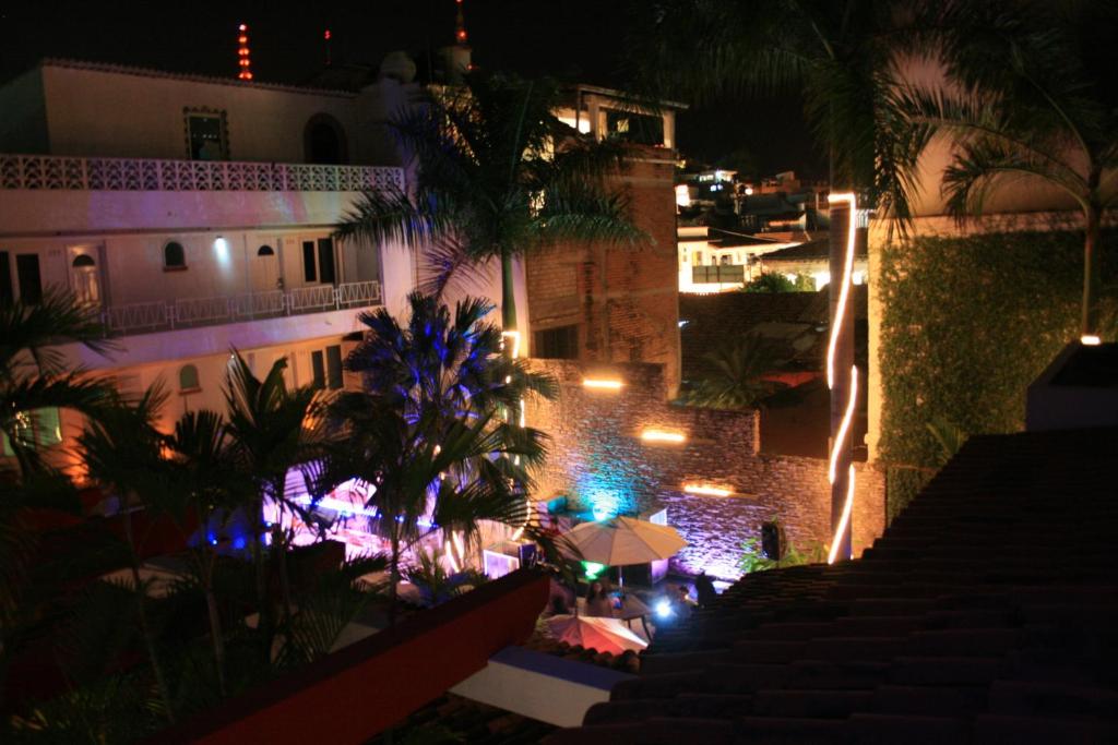 Bazén v ubytování Hotel Rio Malecon nebo v jeho okolí