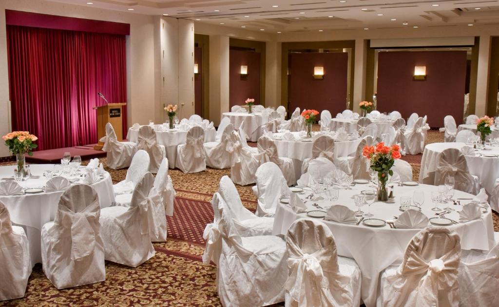 Nhà hàng/khu ăn uống khác tại Hotel Ruby Foo's