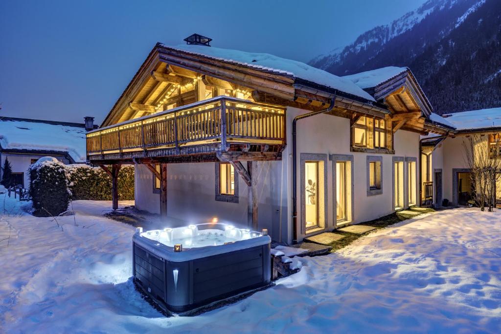 Chosalets - Chalet 200m2 Cheminee Jacuzzi Sauna Vues
