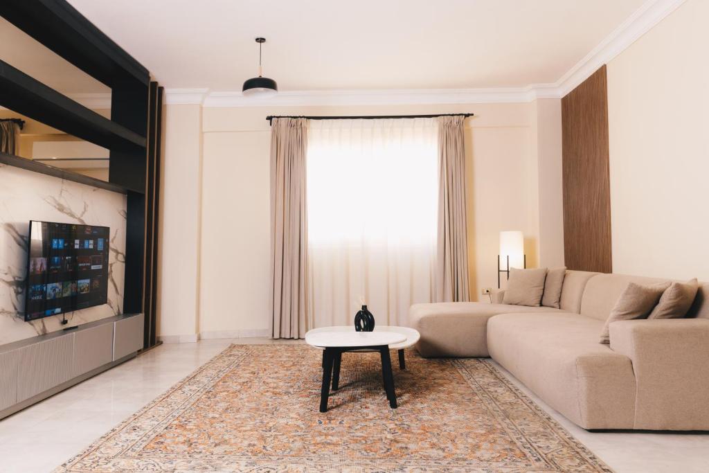 VIDA by Elegant Hospitality - near malls - 5