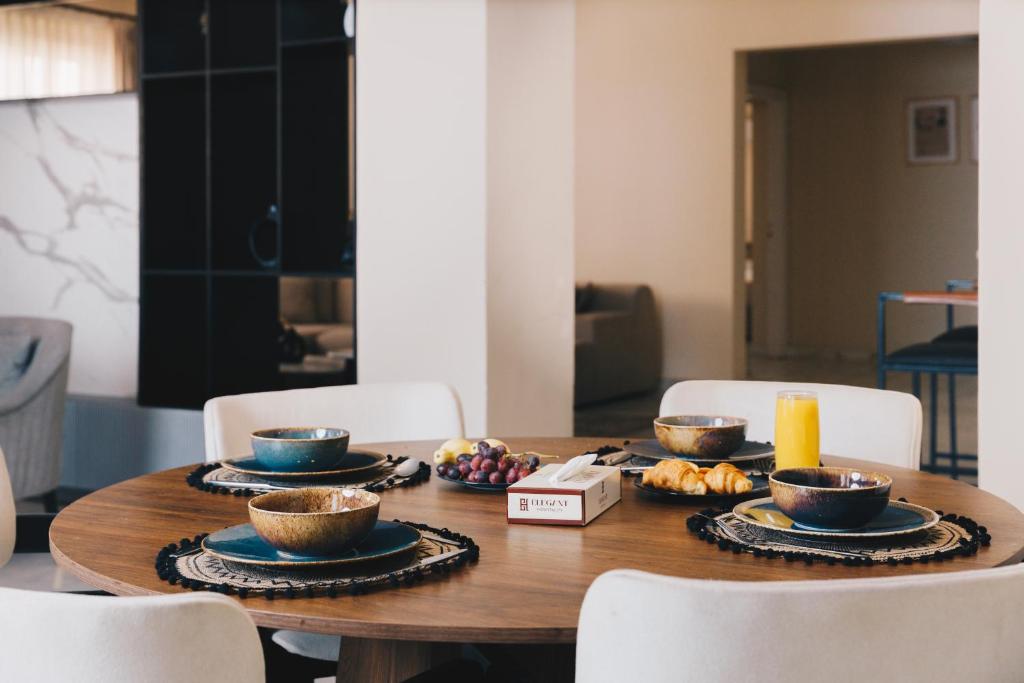 VIDA by Elegant Hospitality - near malls - 17