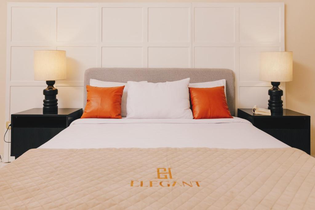 VIDA by Elegant Hospitality - near malls - 7