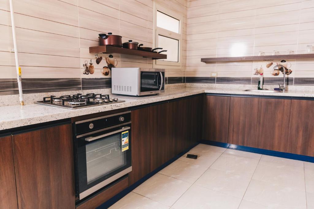 VIDA by Elegant Hospitality - near malls - 16