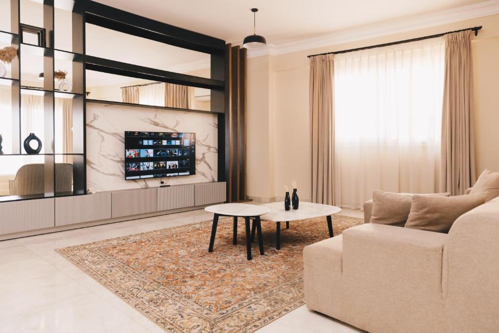 VIDA by Elegant Hospitality - near malls - 2