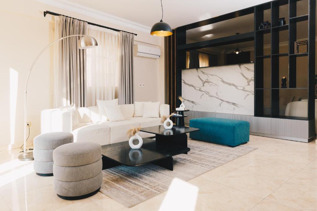 VIDA by Elegant Hospitality - near malls - 9