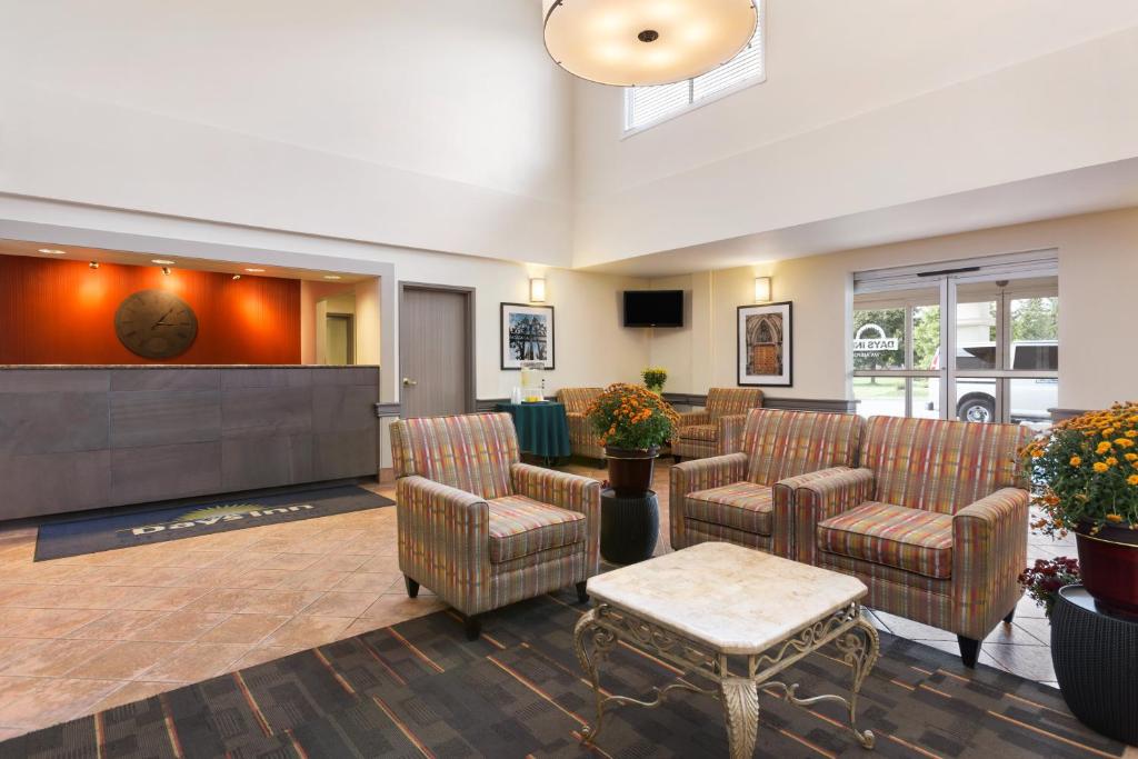 Days Inn by Wyndham Ottawa Airport - Resim 27