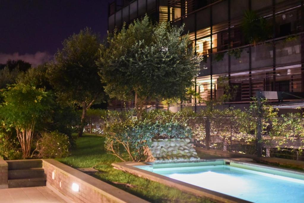 Basen w obiekcie Home Sorbara "Luxury Home" lub w pobliżu